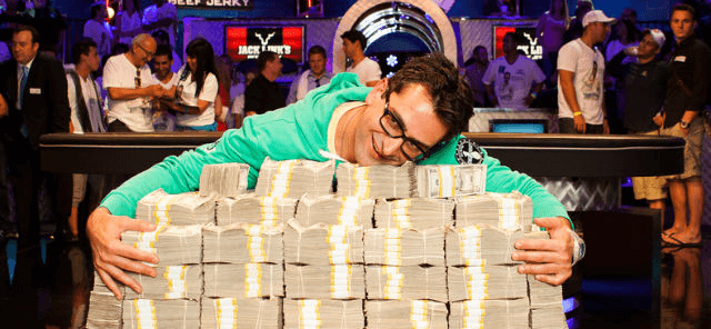 Antonio Esfandiari