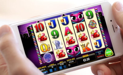 Miss Kitty Mobile Slot